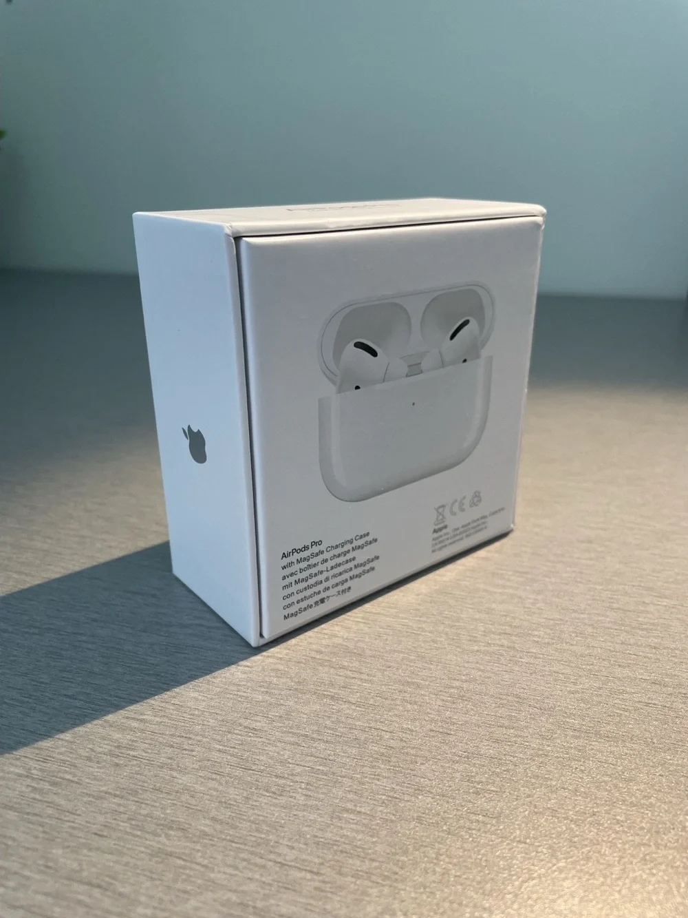 Apple compact wireless